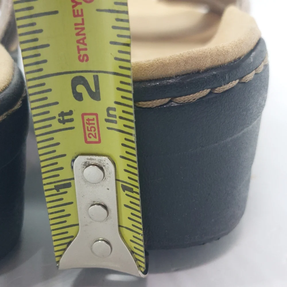 Clarks Sandals Merliah Charm SlipOn Beige Metallic Adjustable Comfort Womens 8M